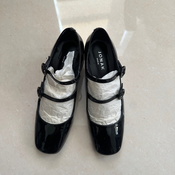 Jonak Mary Janes - Picture 1 of 9